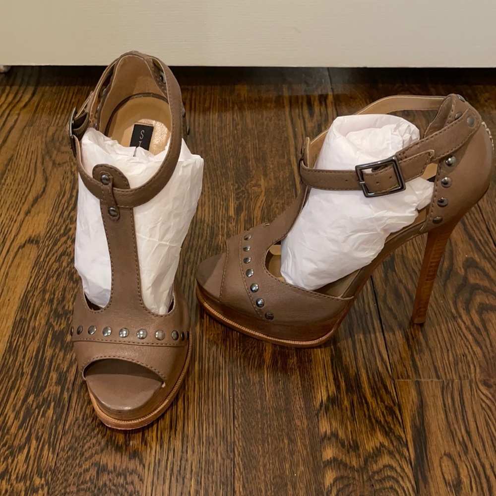 STEVEN Sandals